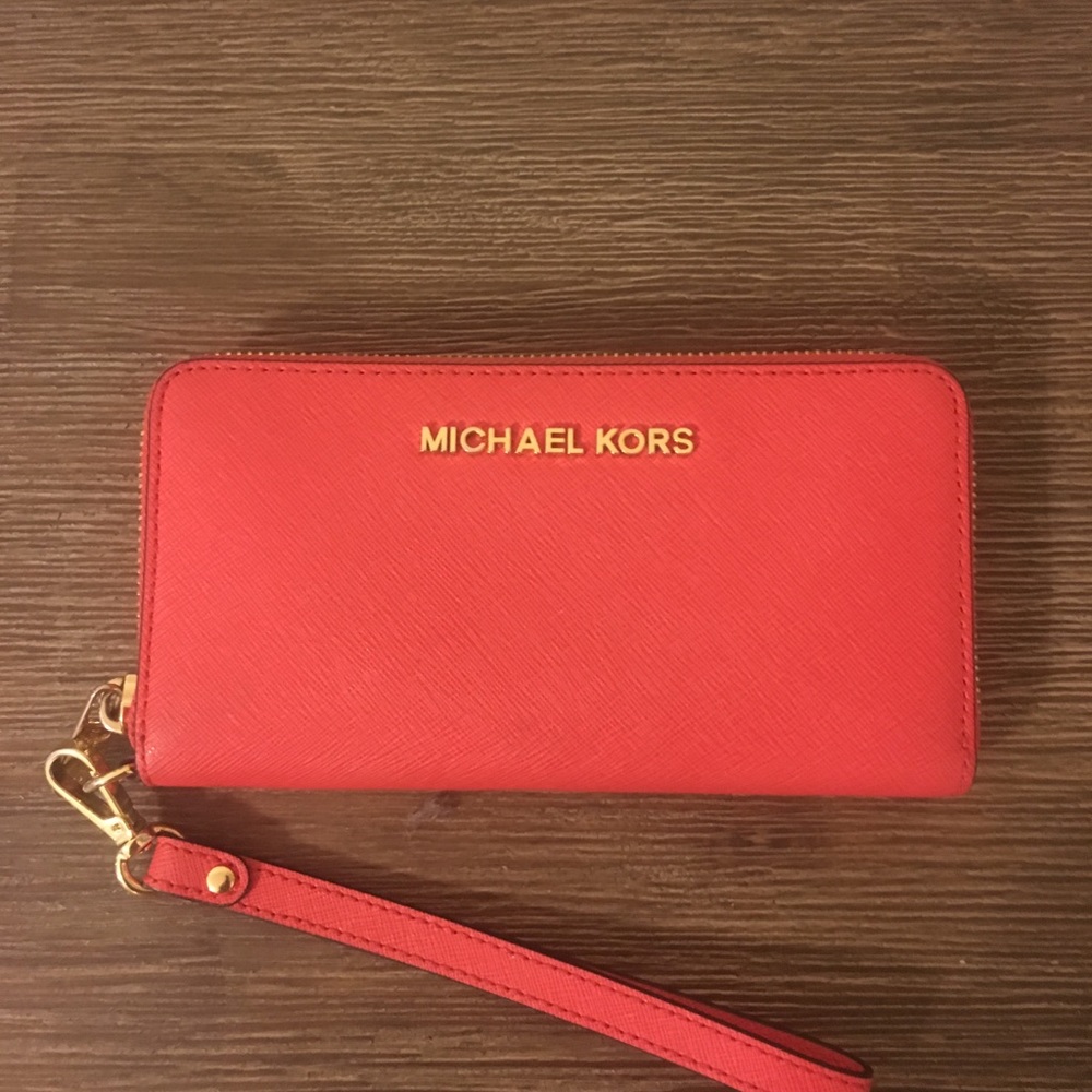 MICHAEL KORS JETSETTER COLLECTION